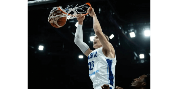Keskimäärin yli 35 pistettä EM-kisoissa, 19 pistettä NBA:ssa! Markkasen "kaksi kasvoa"