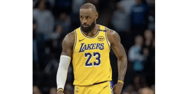 Onko LeBron Jamesin lähtö lähellä, kun Lakers ei ole onnistunut uusimaan hänen sopimustaan? Onko LeBron Jamesin lähtö lähellä, kun Lakers ei ole onnistunut uusimaan hänen sopimustaan?