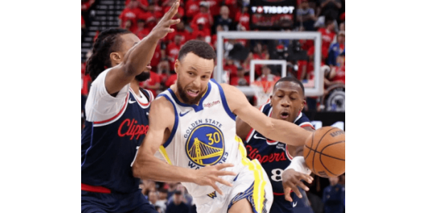 Warriors teki dramaattisen paluun, Clippersin kausi päättyi ennenaikaisesti