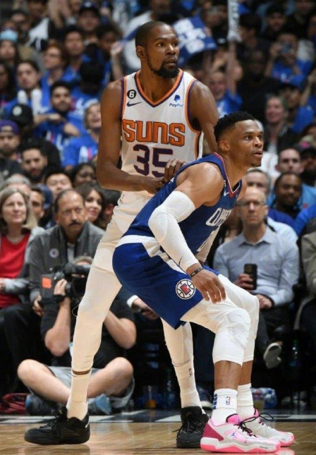 Clippers hävisi Sunsille kotonaan 124-129
