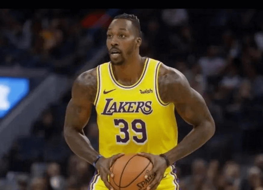 Clippers rekrytoi kiireellisesti, Howard palaa NBA:han