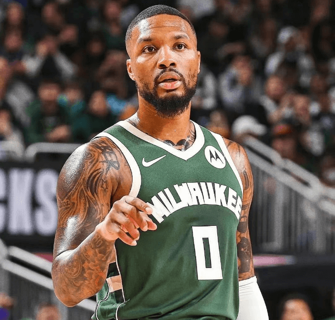 Lillard teki debyyttissään uuden ennätyksen Bucksin historiassa