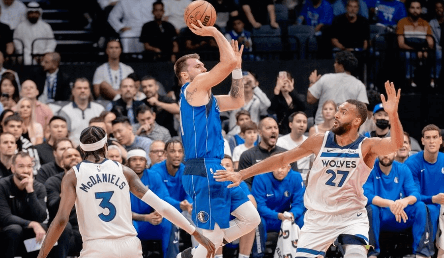 NBA:n esikauden ensimmäisessä pelissä Timberwolves voitti Mavericksin 111-99