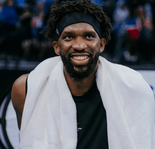 Voiko keventynyt Embiid johdattaa 76ersin pidemmälle?